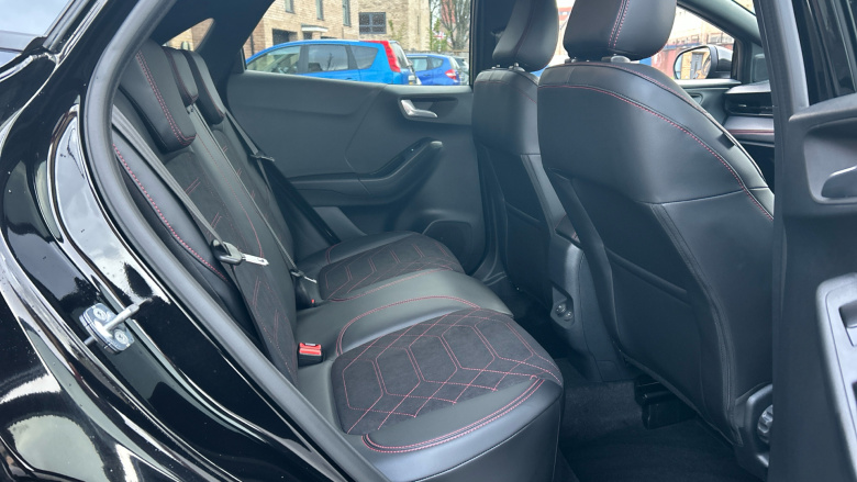 Ford Puma 1.0 EcoBoost Hybrid mHEV ST-Line X 5dr Petrol Hatchback